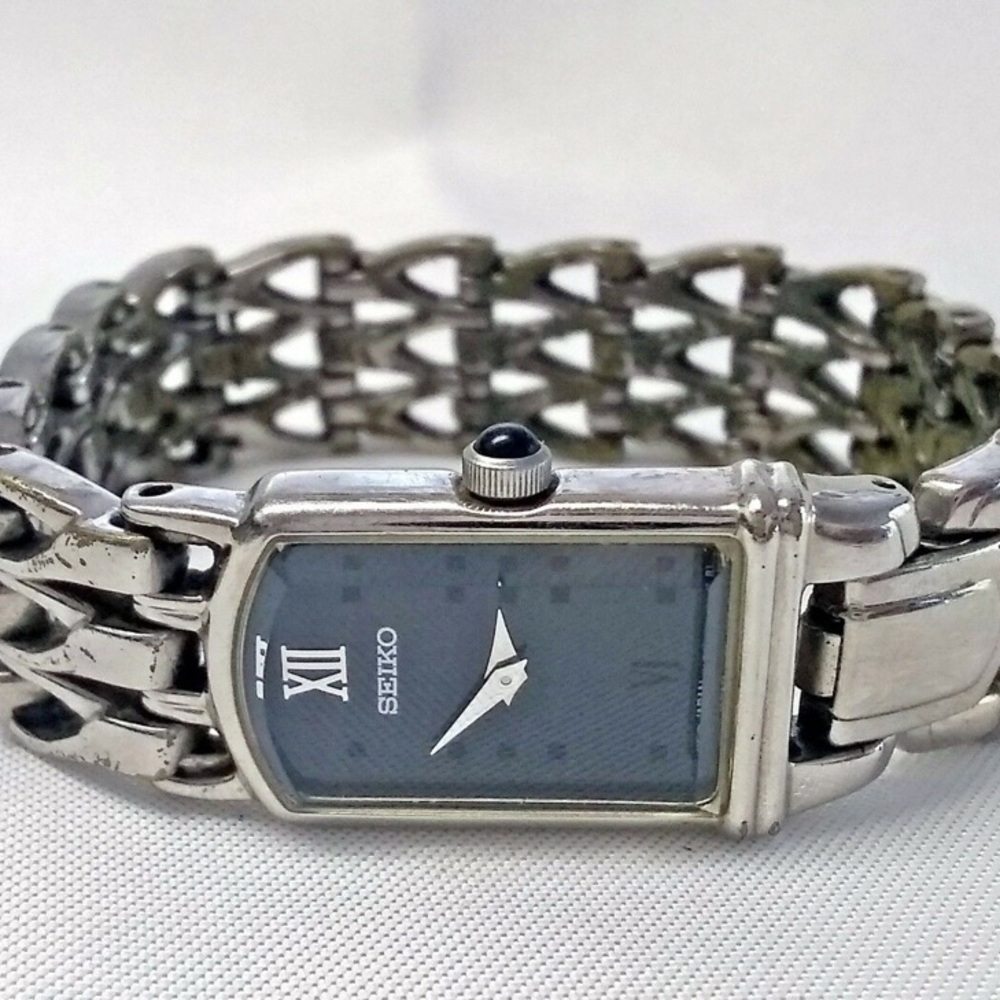 Seiko Watch Quartz Y150-5M90 Beveled Crystal